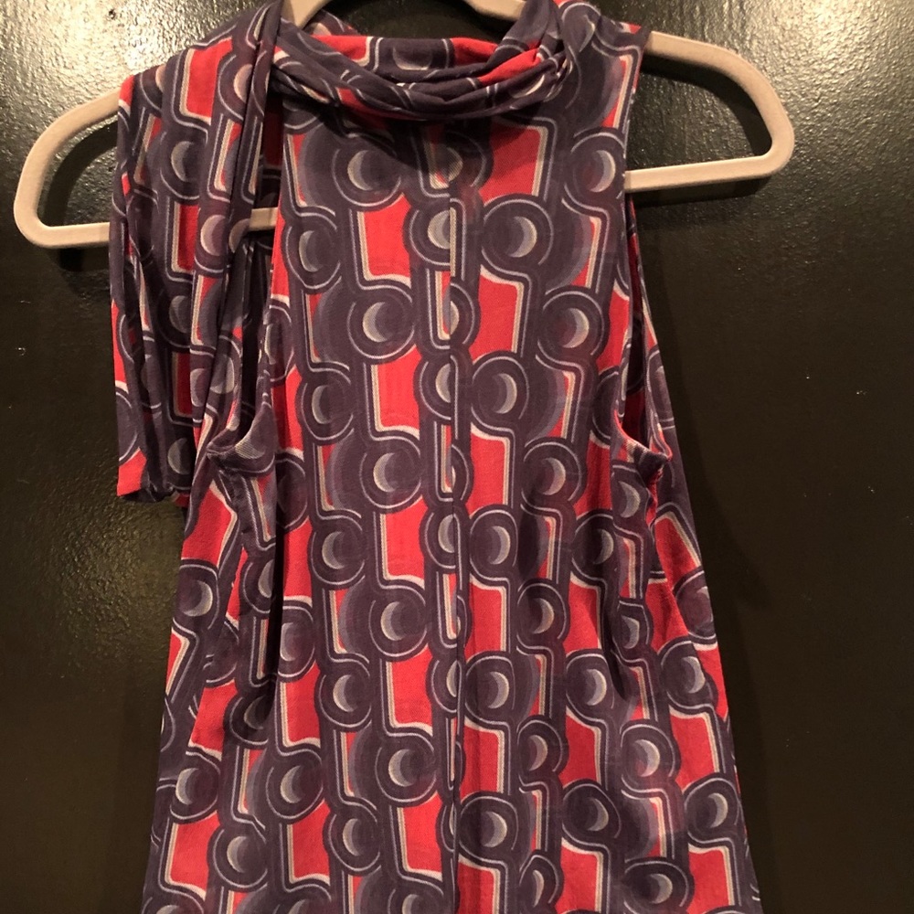Retro Blouse - Picture 2 of 3
